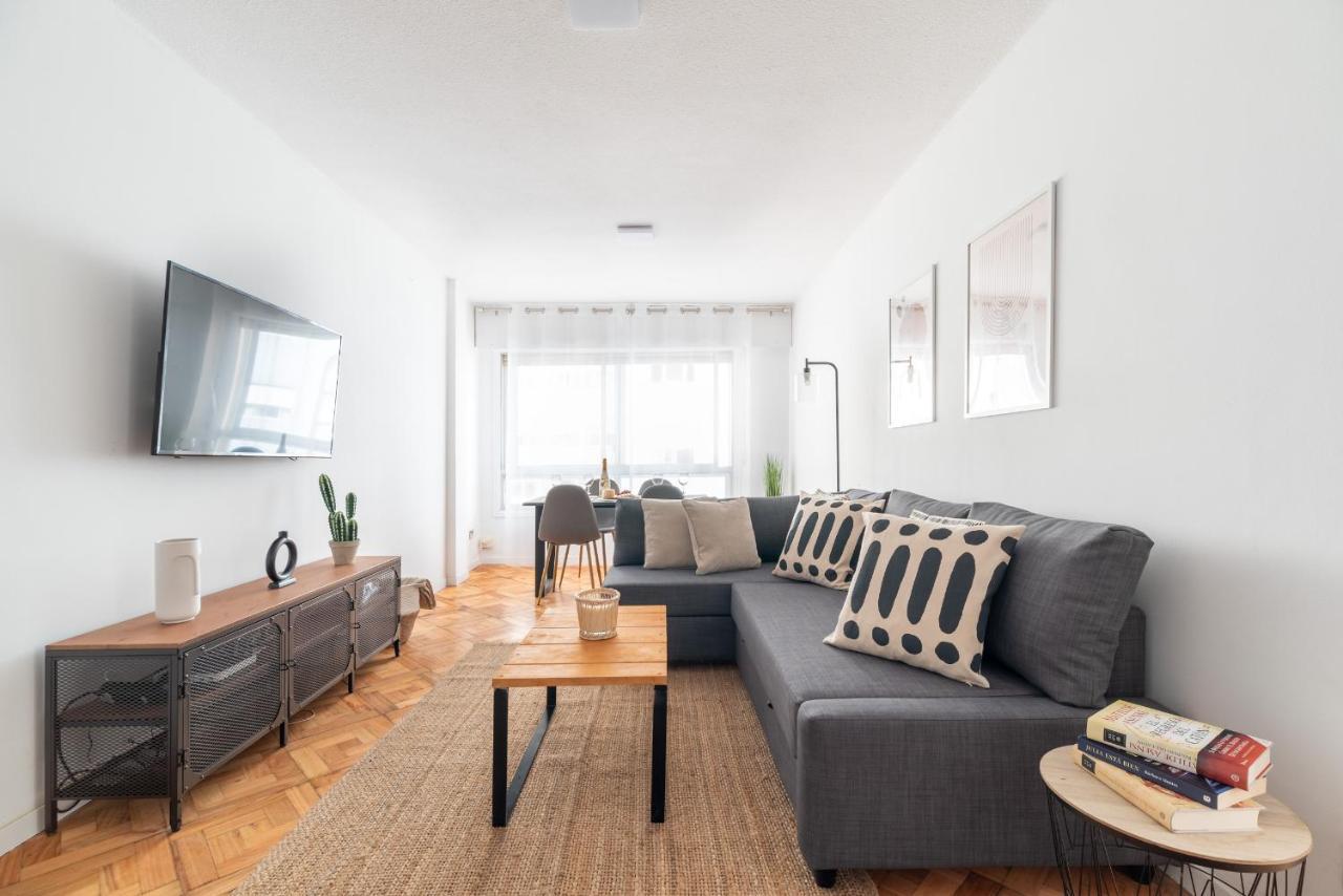 ヴィーゴModerno Apartamento Con Parkingアパートメント エクステリア 写真